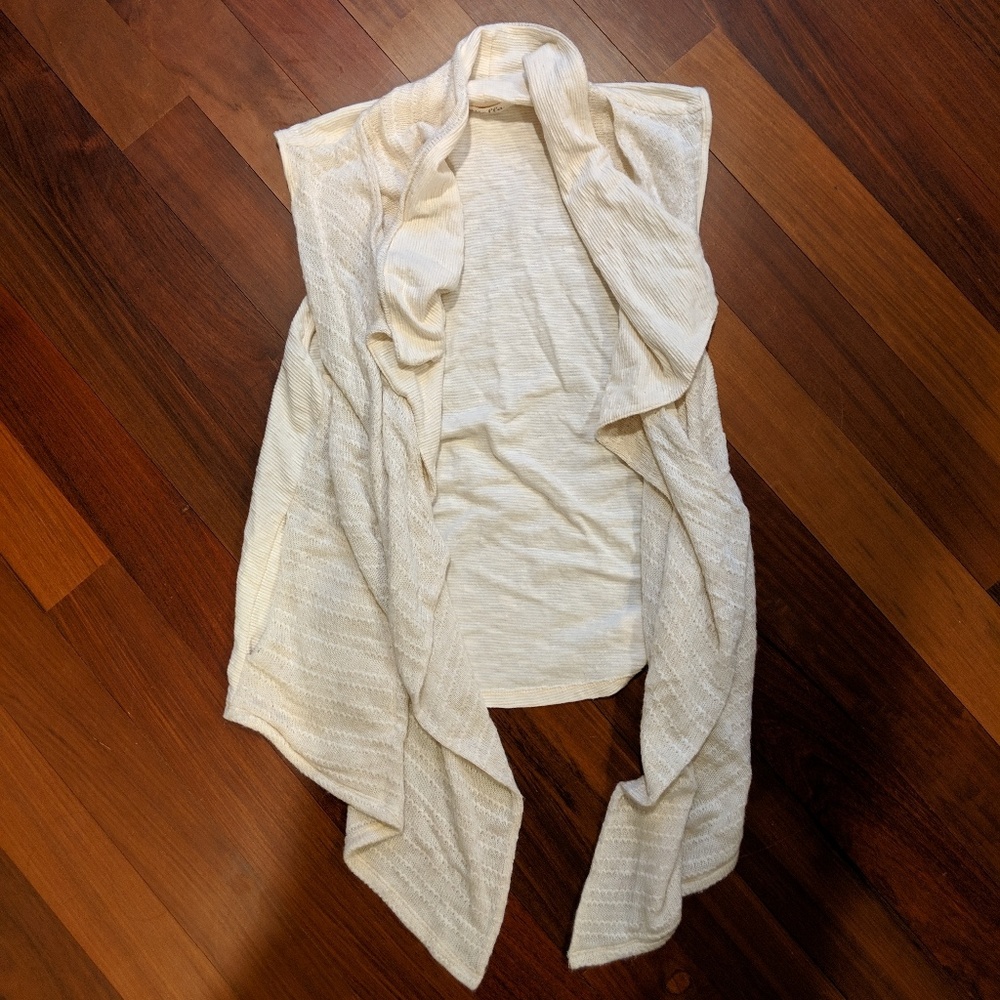 Textured cream sweater vest